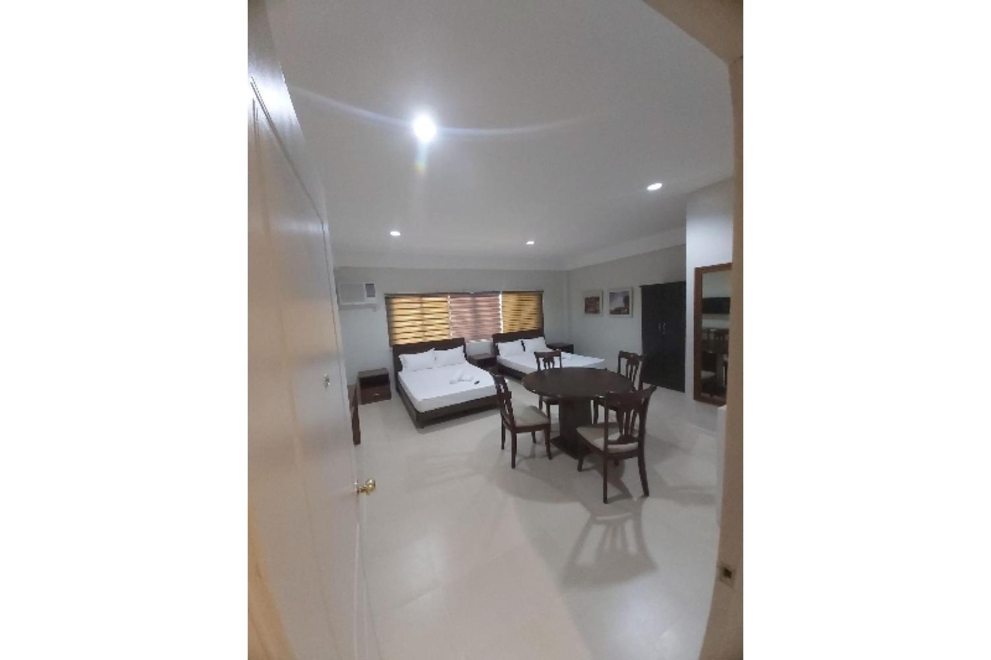 Nest Suites Cidade Quezon Exterior foto